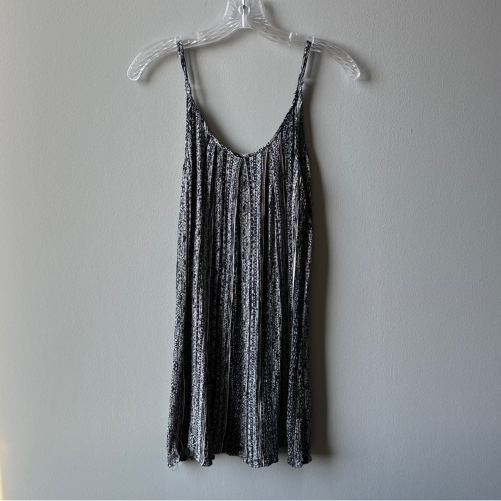 Forever 21 Blue, Black, and White Boho Print Mini Dress